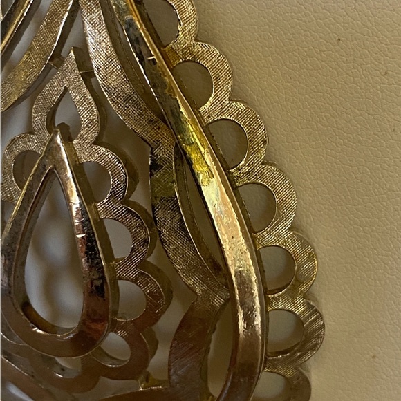 Trifari Vintage Signed Silver Tone Teardrop Pendant Necklace Chunky Scalloped - Picture 5 of 9